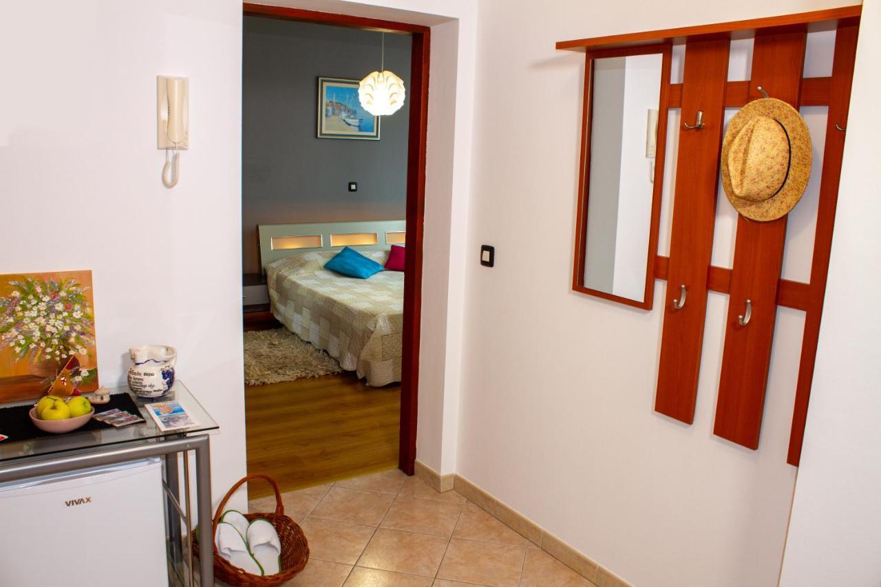 Room Adry Rovinj Extérieur photo
